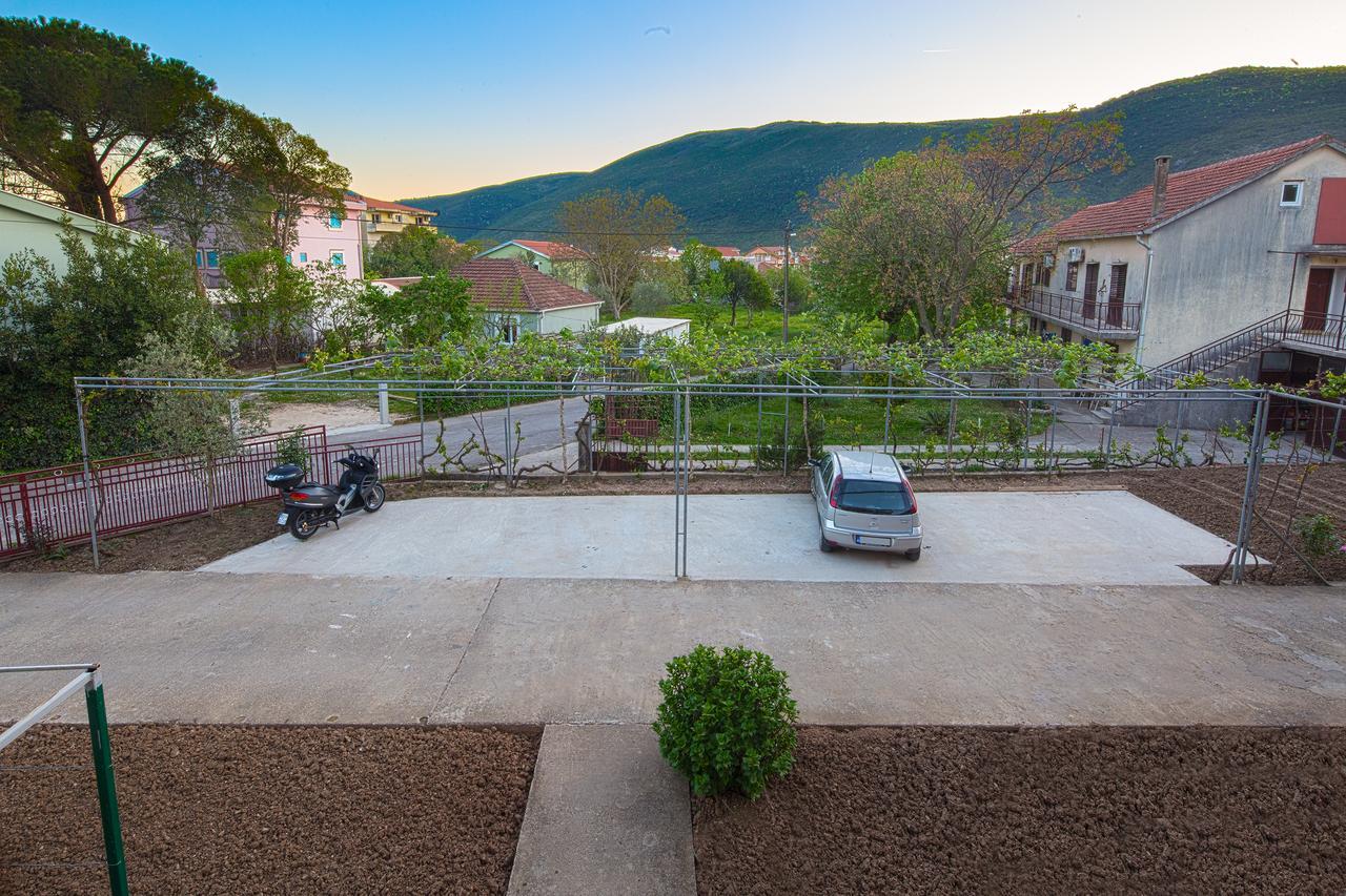Apartamento Beluga Budva Exterior foto