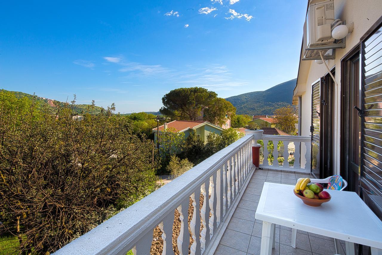 Apartamento Beluga Budva Exterior foto