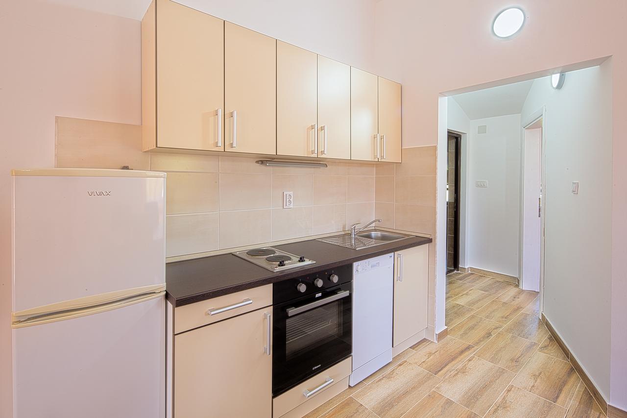 Apartamento Beluga Budva Exterior foto