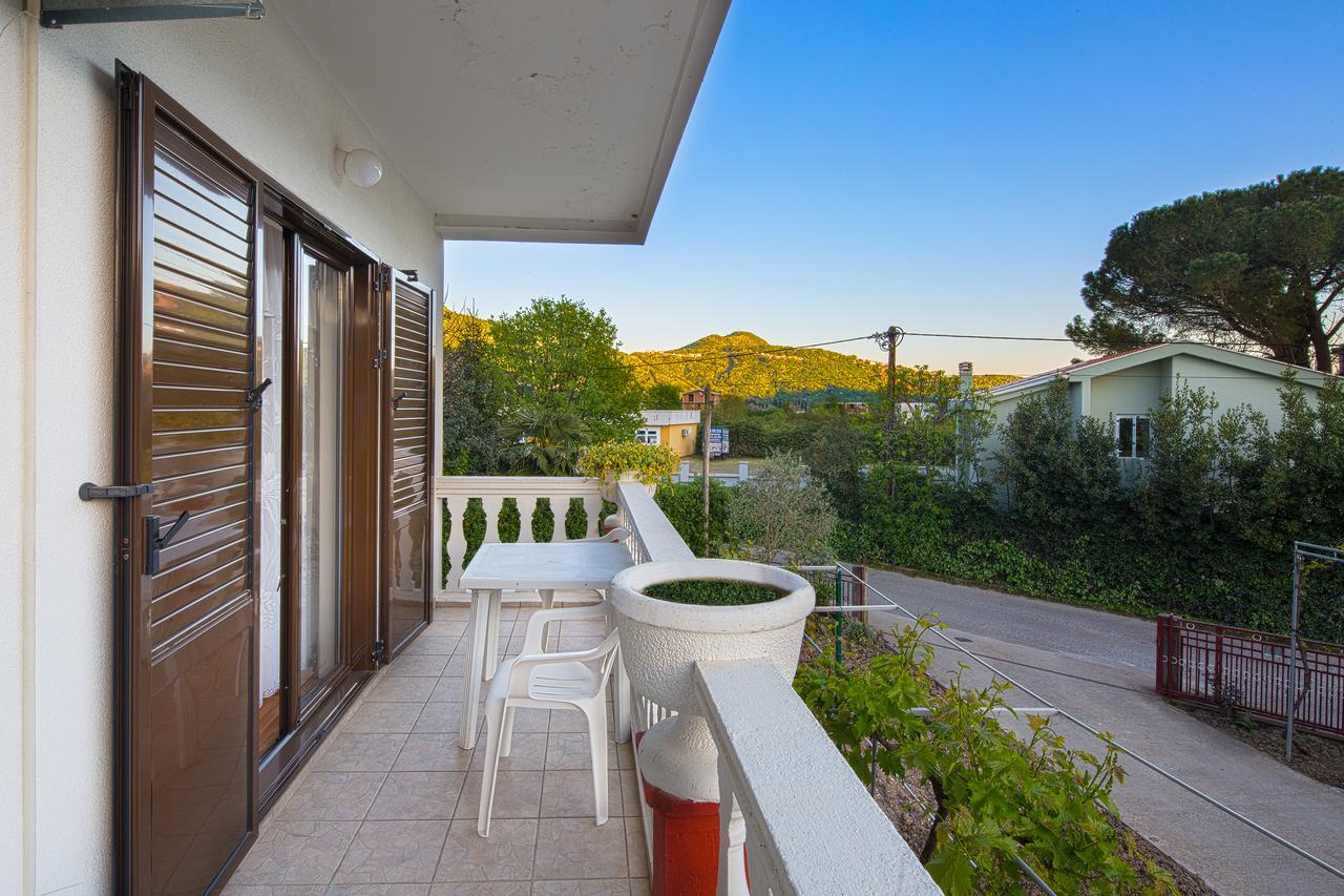 Apartamento Beluga Budva Exterior foto